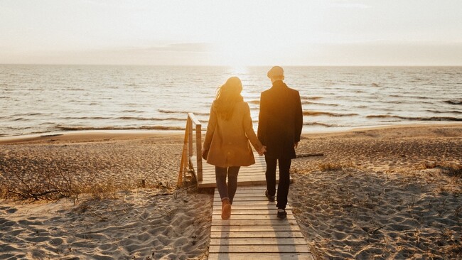 結婚後の姓、こだわる?こだわらない? ZWEI調査で見えた意外な傾向とは