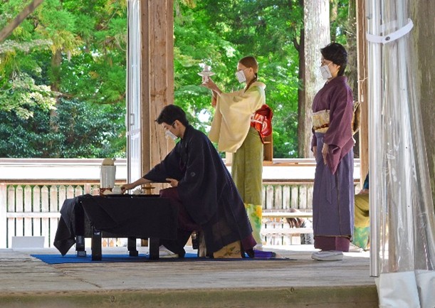 高齢者デイで「特別なお茶会」を無料開催します！