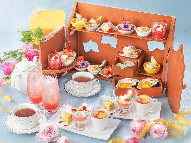 L’OCCITANE×ホテルロイヤルクラシック大阪　「フレッシュなローズが香るアフタヌーンティー」