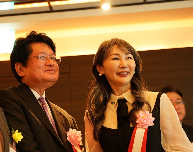 メディカルリサーチ株式会社代表・圓井 順子『遺言適齢期』出版記念パーティーを開催しました