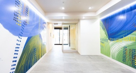 「異彩を、 放て。」をミッションに掲げるヘラルボニーとのコラボ第3弾「メイクスアート川崎IV」が都市の便利さと自然の癒しが共存する川崎市に完成! 「異彩を、 放て。」をミッションに掲げるヘラルボニーとのコラボ第3弾「メイクスアート川崎IV」が都市の便利さと自然の癒しが共存する川崎市に完成!