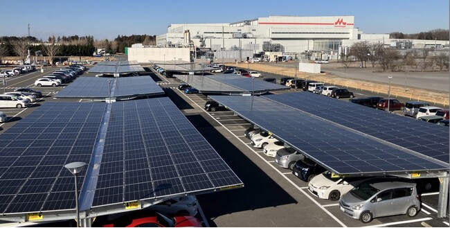 森永乳業初のメガソーラー※1が利根工場に誕生年間約570tのCO2削減