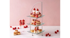 いちごの魅力がギュッと詰まった王道の「いちごのアフタヌーンティー」4/1(火)スタート