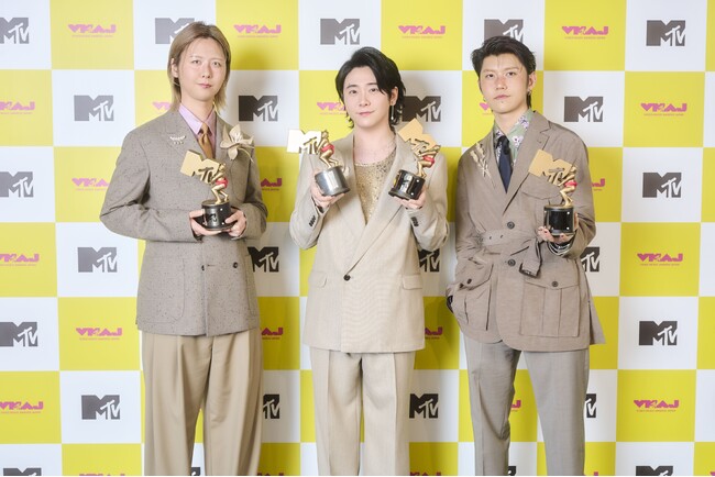 授賞式とライブを融合した音楽アワード「MTV VMAJ」に豪華アーティストが大集結！２年連続でMrs. GREEN APPLEがVideo of the Yearを受賞！