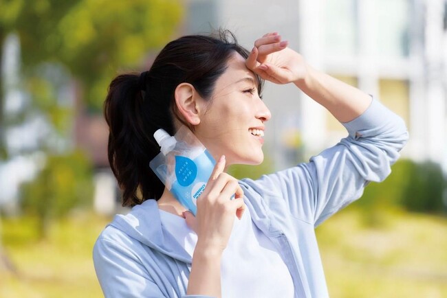 緊急時に瞬間冷却！水を入れて振るだけ！「緊急用コールドパック 2個組」を3月21日より発売
