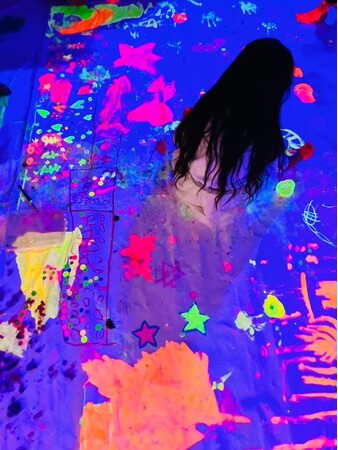 光と色彩の魔法！未来を生き抜く力を育む「光の無制限あそび」新登場！