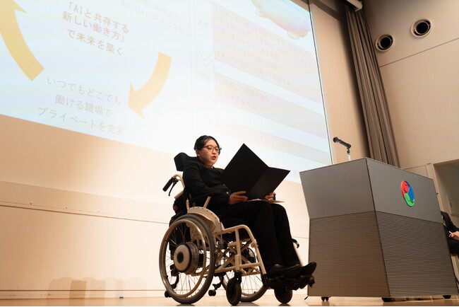 通学ゼロでも卒業できるオンライン大学「東京通信大学」卒業時に100万円を支給「夢を夢で終わらせない支援金」授与式を実施