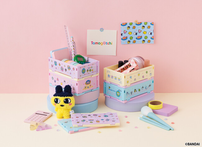 フラットガシャポン(R)から収納グッズが出てくる！？新仕様の「ミニおりたたみコンテナ」が登場！たまごっちデザインの全4種を発売！