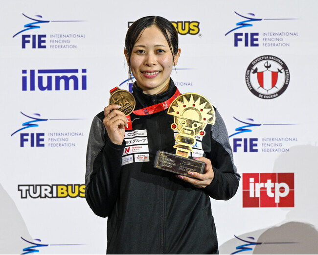 【フェンシング】史上初！女子フルーレ グランプリ大会(ペルー/リマ)で菊池小巻が初優勝！