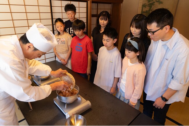【伊豆長岡温泉 三養荘】日本旅館で学ぶ、自由研究。食育とマナーにふれる三養荘の夏休み宿泊プランを販売