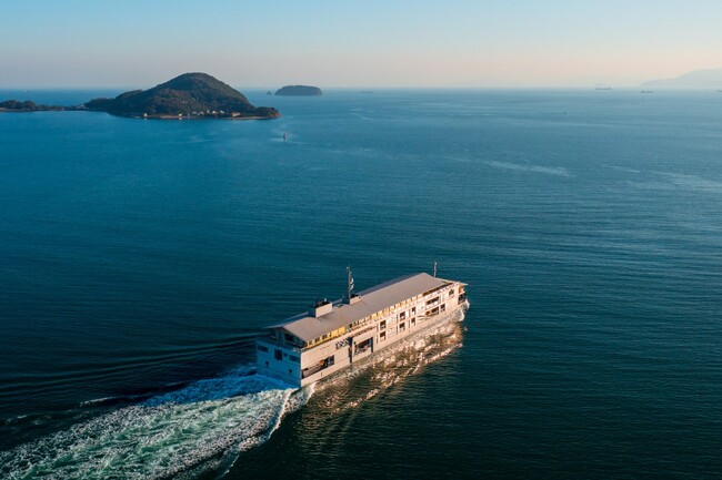 2025年夏、ガンツウは初めて明石海峡を越え、大阪へ。北前船と大大阪時代をテーマに特別航路を運航
