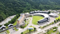 【国内外から入学】国際高等専門学校が令和７年度入学式