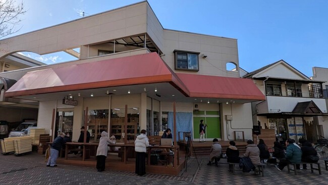 【横浜市】誰もが気軽に立ち寄り、発表できる場所「パリ横テラス」が完成
