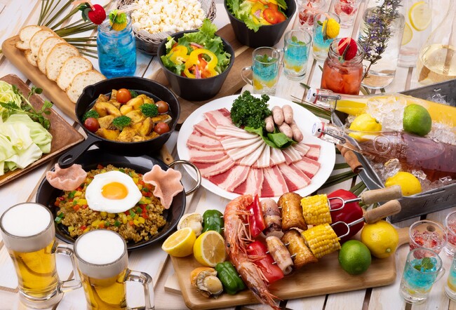 一足早く夜風で乾杯。期間限定!ルーフトップ・ビアガーデン4月18日(金)OPEN