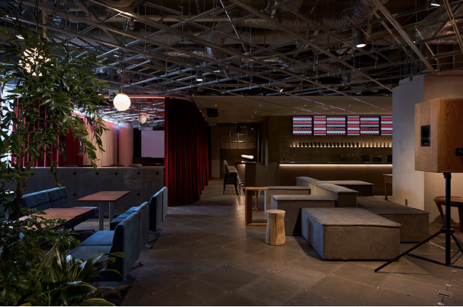 J-WAVE「GRAND MARQUEE」のコーナーが「HARAJUKU PODCAST」にリニューアル！ふかわりょうがナビゲートし、ハラカド内「The Coffee Brew Club」で公開収録！