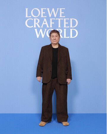 ロエベのコミュニティが「ロエベ クラフテッド・ワールド展 クラフトが紡ぐ世界」の開催を祝福