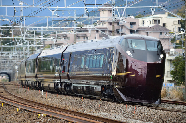 一度は乗車したい特別列車に乗車！「なごみ（和）南小谷行き」／好評発売中！