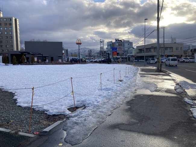 住まいのグループ株式会社、ENEOS不動産・日本マクドナルドHDから札幌・北区の一等地を取得