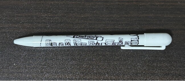 千葉大、ペットボトルキャップから製作したオリジナルボールペンを学内で販売開始