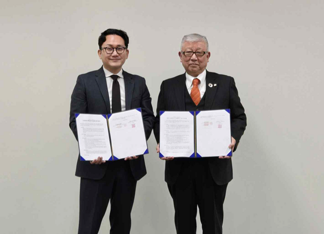 エムケイ観光バスが、韓国で運用実績があるモビリティプラットフォーム「スタジオガリレイ」とオンデマンド型公共交通事業で日本の交通事業者として初めて業務提携を締結