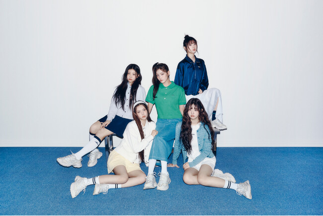 世界中で人気沸騰中のK-POPガールグループILLIT（アイリット）がアンバサダーをつとめる日本国内スニーカーキャンペーン『ラコステ履いてどこいこう？』広告キャンペーンビジュアル第2弾が公開