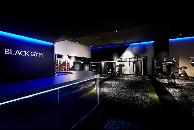 進化型ジム「BLACK GYM」が今春オープン！“漆黒の空間”で心も身体も健康に