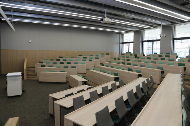 4月１日オープンの新校舎「センターフォレスト」で授業を受けてみよう！明治大学理工学部・農学部が高校生向け「公開講座」を2025年5月から生田キャンパスで開講