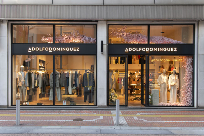 ADOLFO DOMÍNGUEZ 新宿店がリニューアルオープン