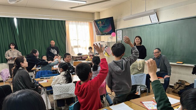 全国の学校で導入拡大「ビジトレ for スクール」ゲームを使ったキャリア教育を実施