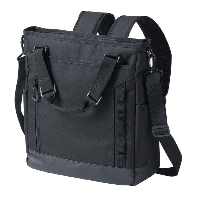 ロゴのないシンプルなデザインの3WAYトートバッグを発売