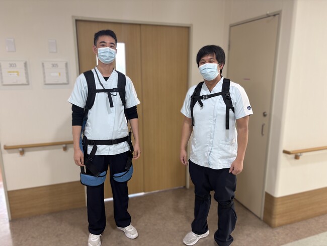 介護職員の腰痛問題に終止符～アシストスーツ活用で休職・離職ゼロを実現へ～