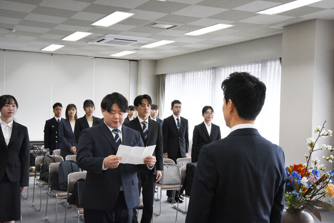 新たな決意を胸に！ 新規採用職員任命式 / 兵庫県川西市