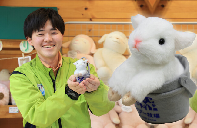 イベントで毎年大人気！マザー牧場発祥こひつじの体重測定スタイル「バケツひつじ」がマスコットキーホルダーになって登場！
