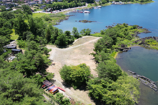 キャンプと水上アクティビティを一緒に楽しめる！山梨県・河口湖のほとりにあるオートキャンプ場『CAMP SATOMIYA～キャンプさとみや～』が4/19(土)より営業開始！