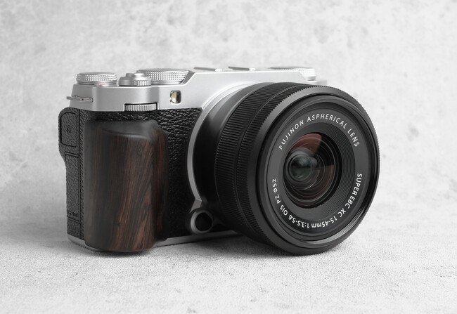 SHOTEN カメラウッドグリップ 「XM5-GP」 FUJIFILM X-M5用 発売