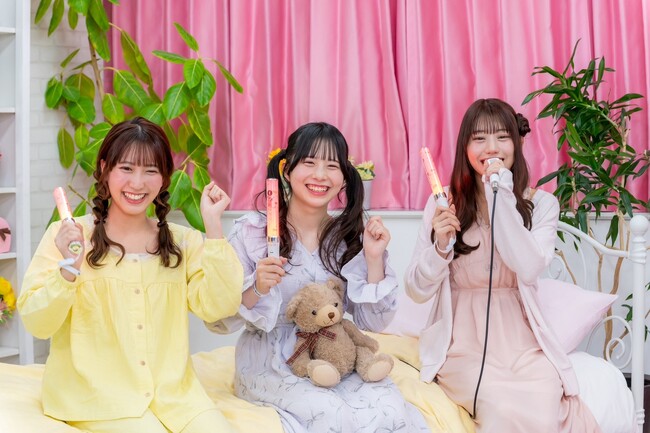 SWEET STEADYがパジャマでおはこカラオケや歌割りシャッフル、本格コスプレに挑戦！ 「祝1周年 SWEET STEADYのぱぱぱぱじゃまぱーてぃー！」Hulu配信スタート