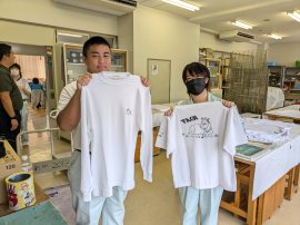 支援学校の生徒が作成したTシャツ 支援学校の生徒が作成したTシャツ