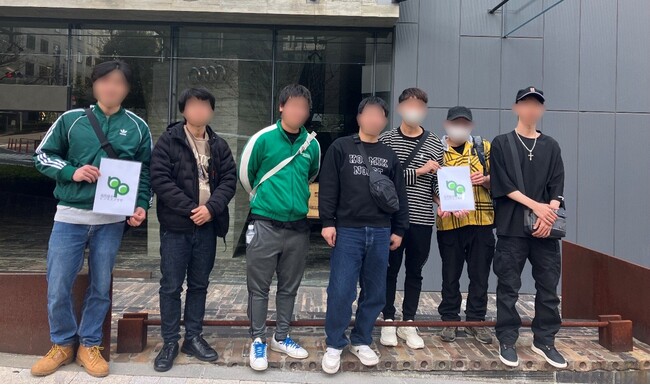 人手不足の運送業に朗報！特定技能「自動車運送業」試験、ビジネスプラザ支援の外国人7名が全員合格