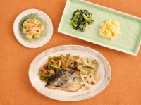 ピリ辛の味わいがクセになる中華のさかなメニューとして「後味ピリッと！鯖と野菜の麻辣醤」が4月7日(火)に新登場