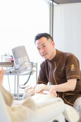 施術の様子 施術の様子