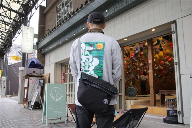 自動車部品メーカー豊田合成(株) のエシカルブランドRe-S（リーズ）円頓寺商店街のボルダリングジム「KNOT」とコラボレーション