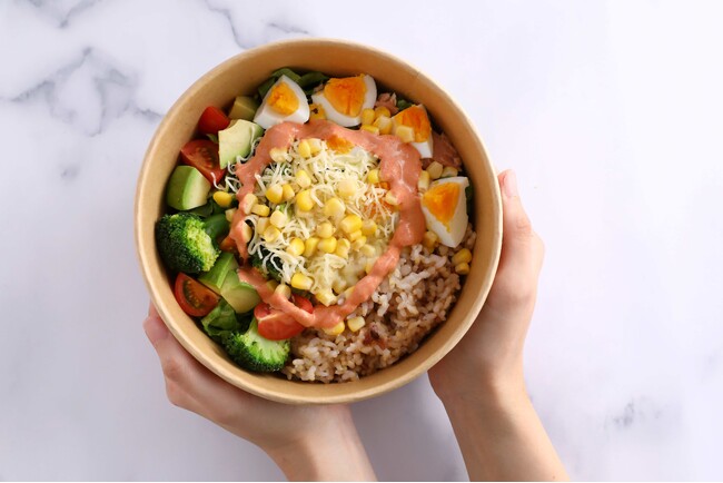 ABCクッキングスタジオとカゴメ株式会社が共同開発した企業向け新サービス「つながる、みどりクッキング」を提供開始。リアルな調理体験を通じ、参加者のコミュニケーション活性化と食の行動変容を促す。