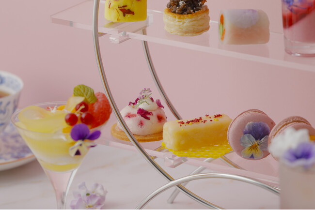 琵琶湖マリオットホテル　エディブルフラワーとフルーツに蜂蜜のハーモニーを楽しむアフタヌーンティー「Floral Honey Afternoon Tea」を発売