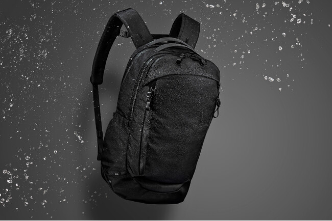 雨具に匹敵する耐水生地を使用した、オンオフ兼用ビズザック「ace. ラグマスター2」発売