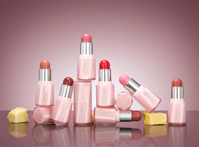 SHEGLAMから、バターのようになめらかなテクスチャーが特徴の繰り出し式スティックチーク「Buttery Bliss Blush Stick」が発売中！