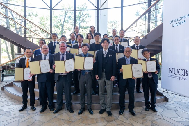 名古屋商科大学は「2024年度教員表彰(教育研究分野)」の授与式を開催