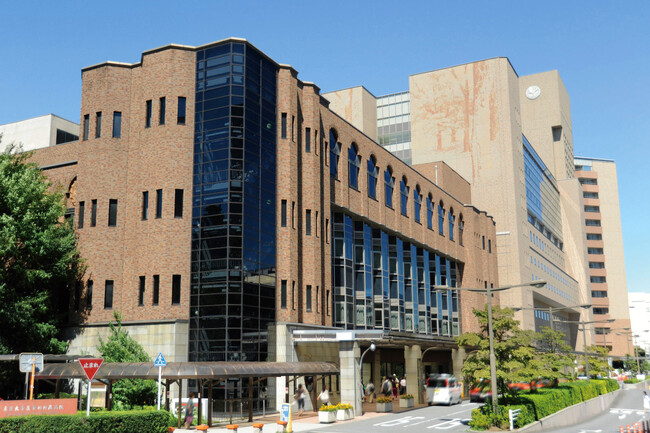 最先端医療の向上へ、東京大学医学部附属病院に寄付