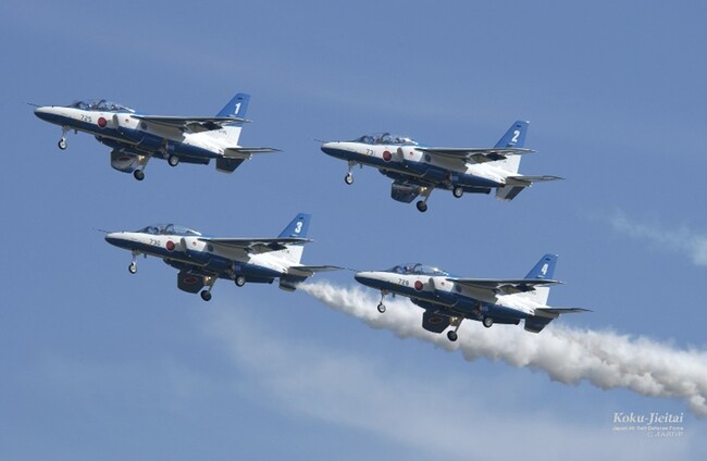航空自衛隊ブルーインパルスに日本初の大規模生産による国産SAFを供給　～コスモエネルギーグループのSAF供給第1号、大阪・関西万博で展示飛行へ～