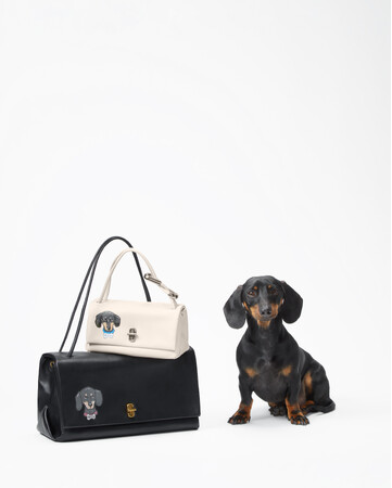 【マーク ジェイコブス】大切なペットのポートレートをサービスで描く「BARK JACOBS」を表参道店で開催！