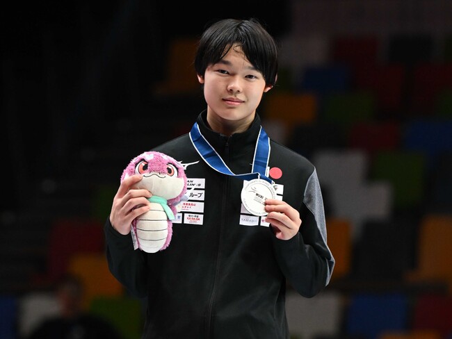 【フェンシング】2025カデ世界選手権（中国／無錫）男子フルーレ で小野凌駕(おの りょうが)が銀メダル獲得！